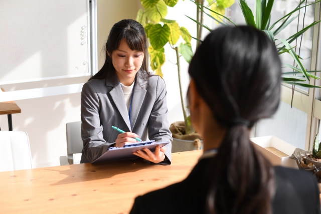 ⑩定期面談、行政機関への通報